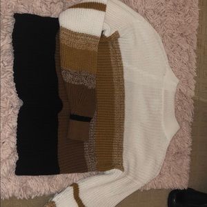 Colorblocked mockneck NEW sweater